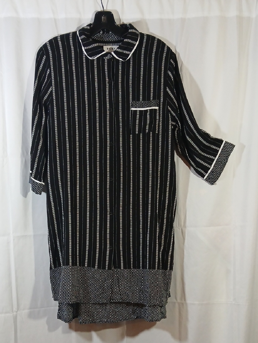 DKNY Womens Medium Color Theory Sleepshirt Black White Stripe Button Up Nightie